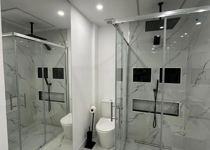 De Lux Ion Mihalache